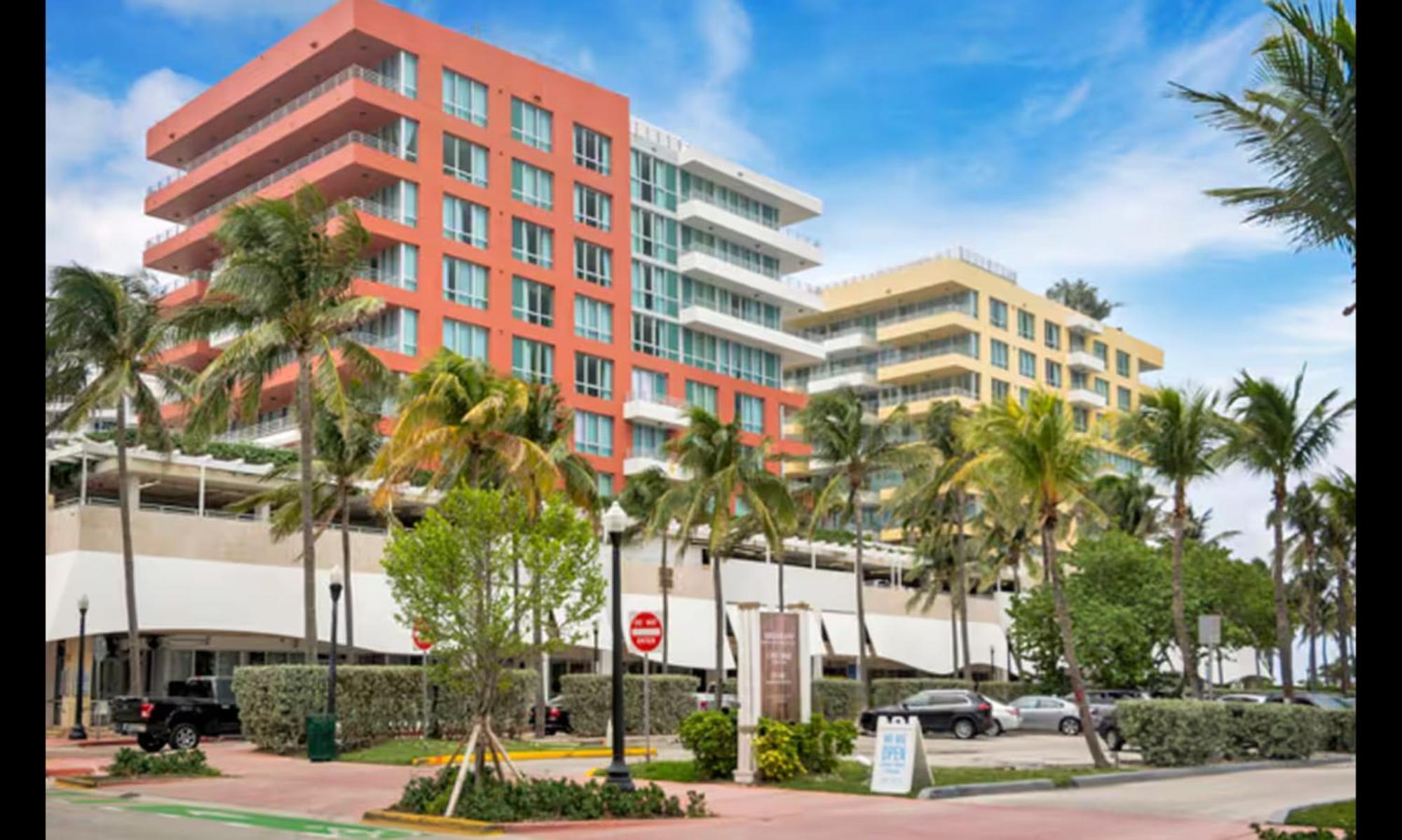 Beachfront Bentley Hotel One Bedroom Suite With Balcony And Beach Access Miami Beach Eksteriør billede