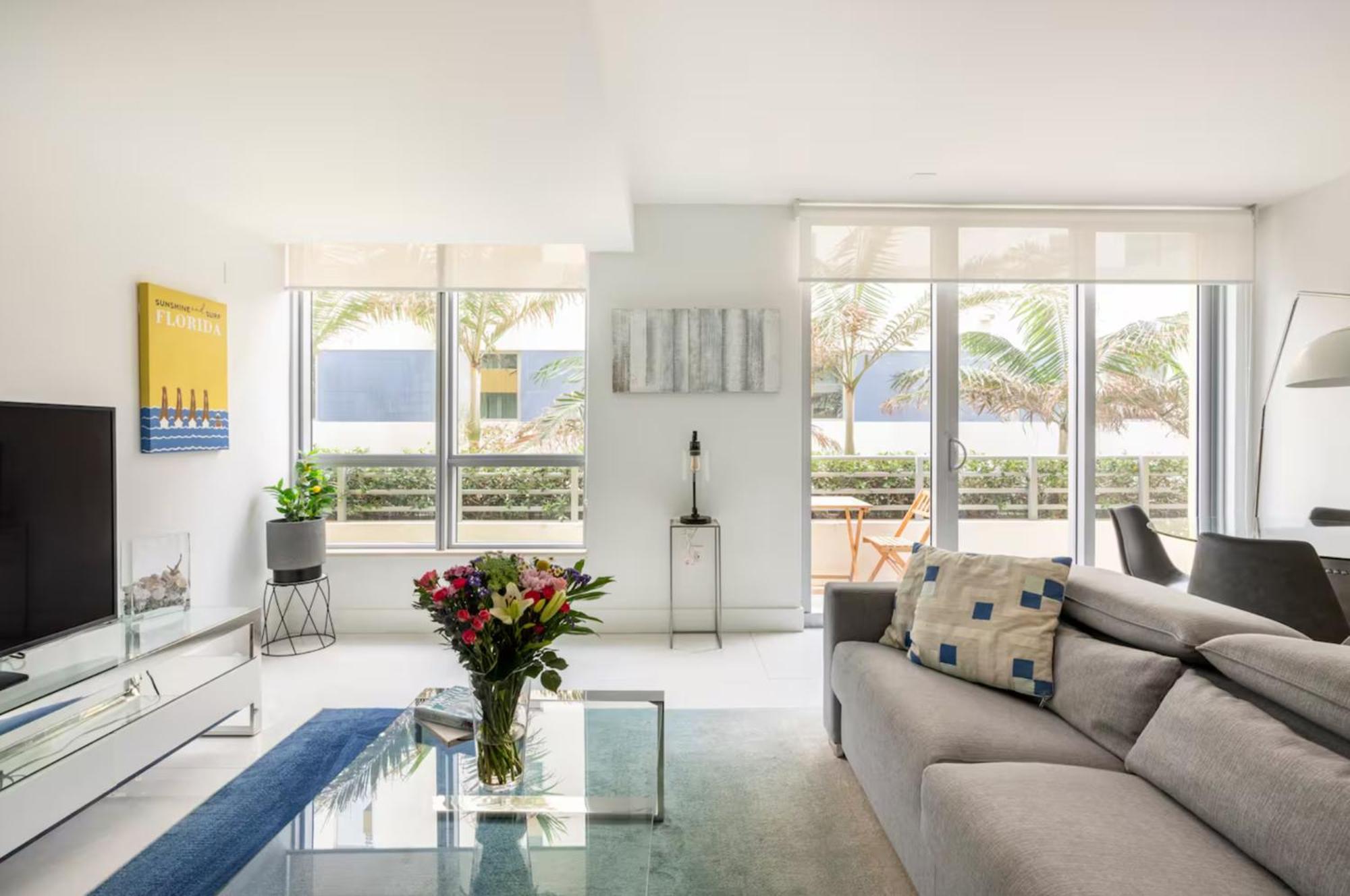 Beachfront Bentley Hotel One Bedroom Suite With Balcony And Beach Access Miami Beach Eksteriør billede